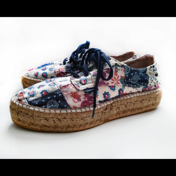 Gairno Floral Lace-up Espadrilles, Made in Spain - Picture 6 of 10